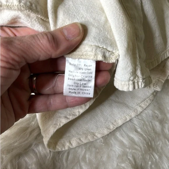 Women's Blouse Small - Cream Linen Blend “Rage Against the Machine” Up cycled - Picture 6 of 6